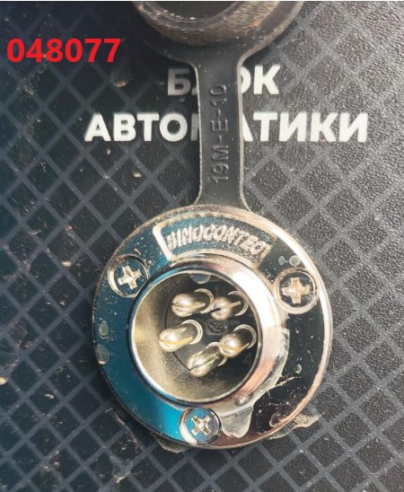 Разъем к блоку АВР-C 5 pin / Connector 5-pin (271890121-0001)