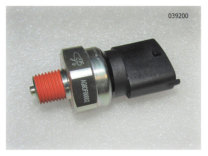 Датчик давления и температуры масла YC6TD780-D31/Oil pressure & temperature sensor (J3D00-38231G0)