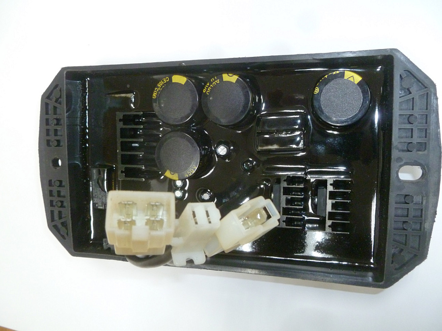 Регулятор напряжения SGG 10000EH(EHA) (230 v,8 контактов ) / AVR 230v (31140-BQ140-0001)