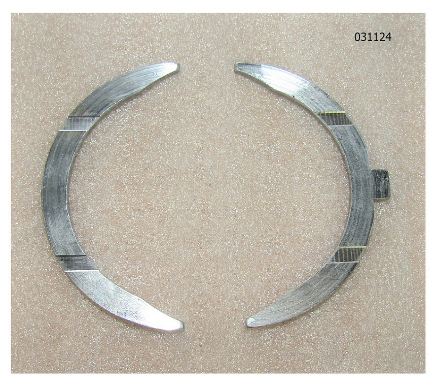 Полукольца упорные вала коленчатого (к-т из 2 шт ) TDR-K 18 4L;TDR-K 22 4L/Thrust pieces, kit
