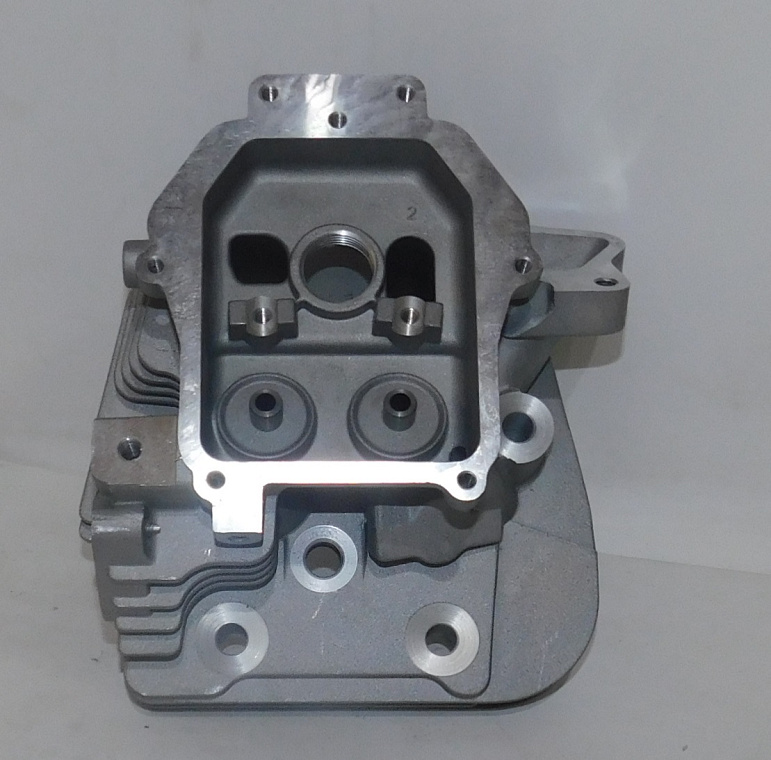 Головка блока цилиндров SGG 17000(..)-18000(..),2V90F (II) Lf / Cylinder head (II) 2V90F (12140-A2910-0001)