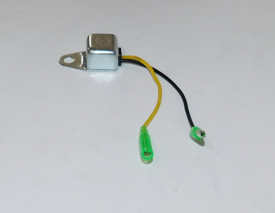Реле датчика уровня масла SGG 2000N-8500(..),KM170F,KM190F,KM192FP Km / Oil level sensor relay (04.06.37050-16801-00)