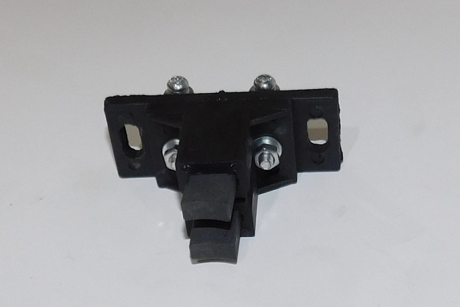 Щеткодержатель со щетками в сборе SGG 12000(.L.)-18000(.L.),LC2V80FD,LC2V90FD Lt / Carbon brushes assy (660120008-0001)