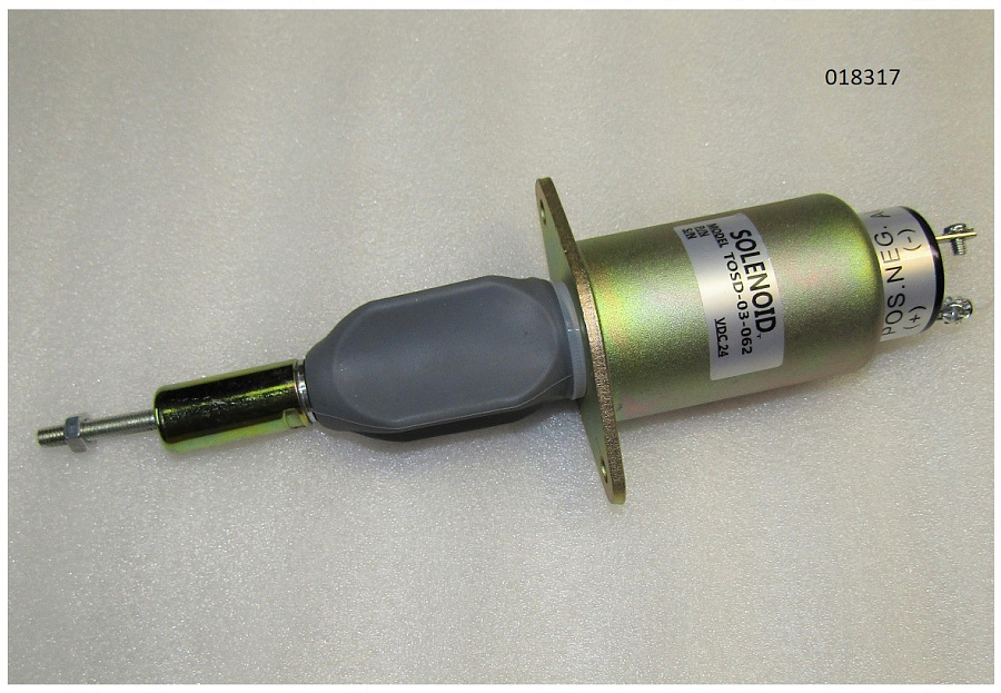 Соленоид ТНВД (24 V) со штоком фланцевого крепления/Fuel cut solenoid valve subassembly ar.steel 24v